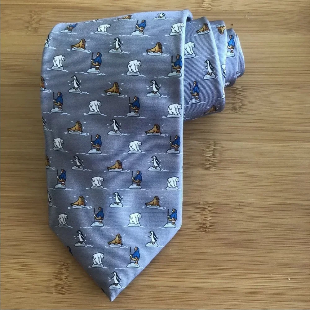 Brooks Brothers Polar Bear Penguin Walrus Silk Tie Mens Gray Black Blue USA